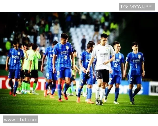 北京足球队状态引发热议球迷对球队表现褒贬不一