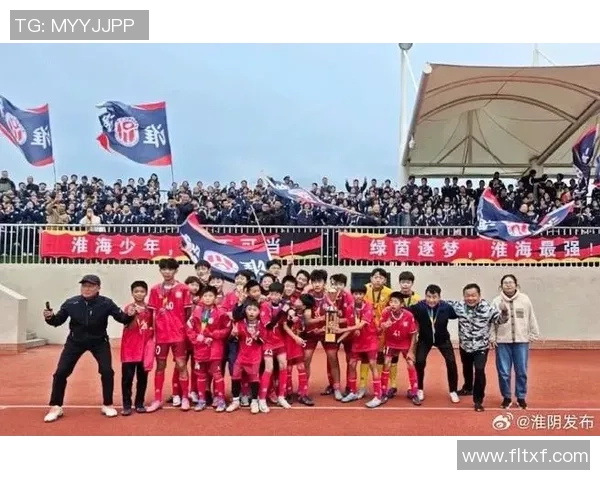 年少成名的足球明星们如何在绿茵场上书写传奇人生